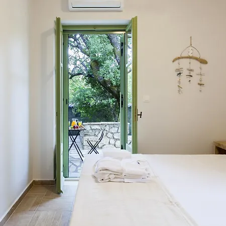 Melicoco House * Alexandros